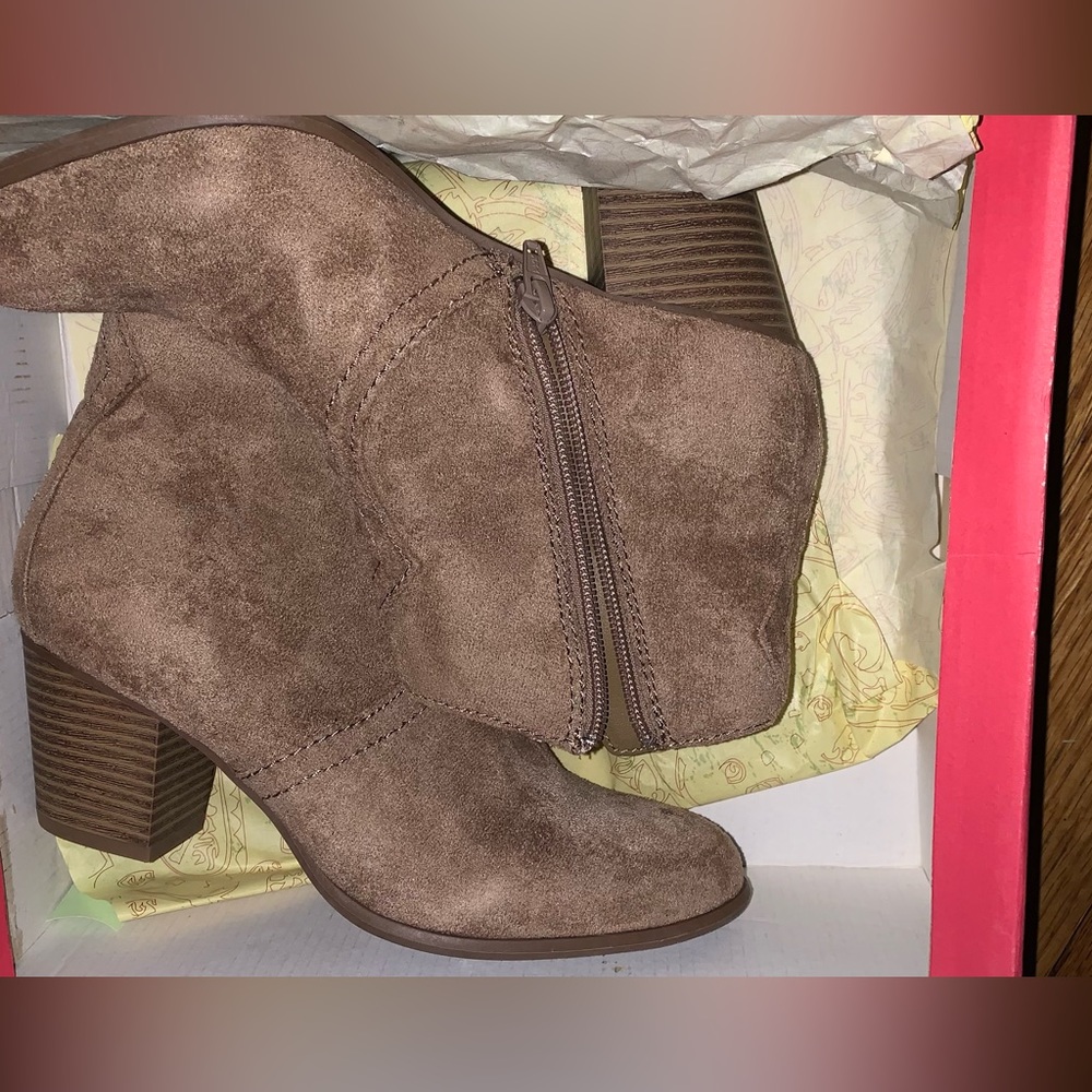 BROWN AMERICAN DREAM BOOTS